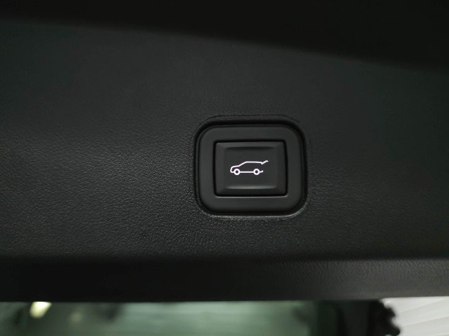 Used 2024 Cadillac Lyriq Sport AWD/4WD image 39
