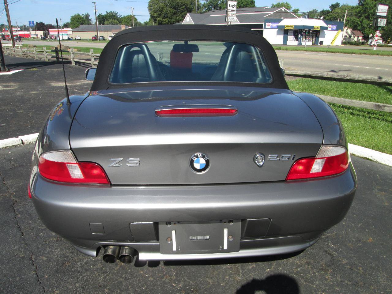 Used 2001 BMW Z3 2.5i RWD image 34