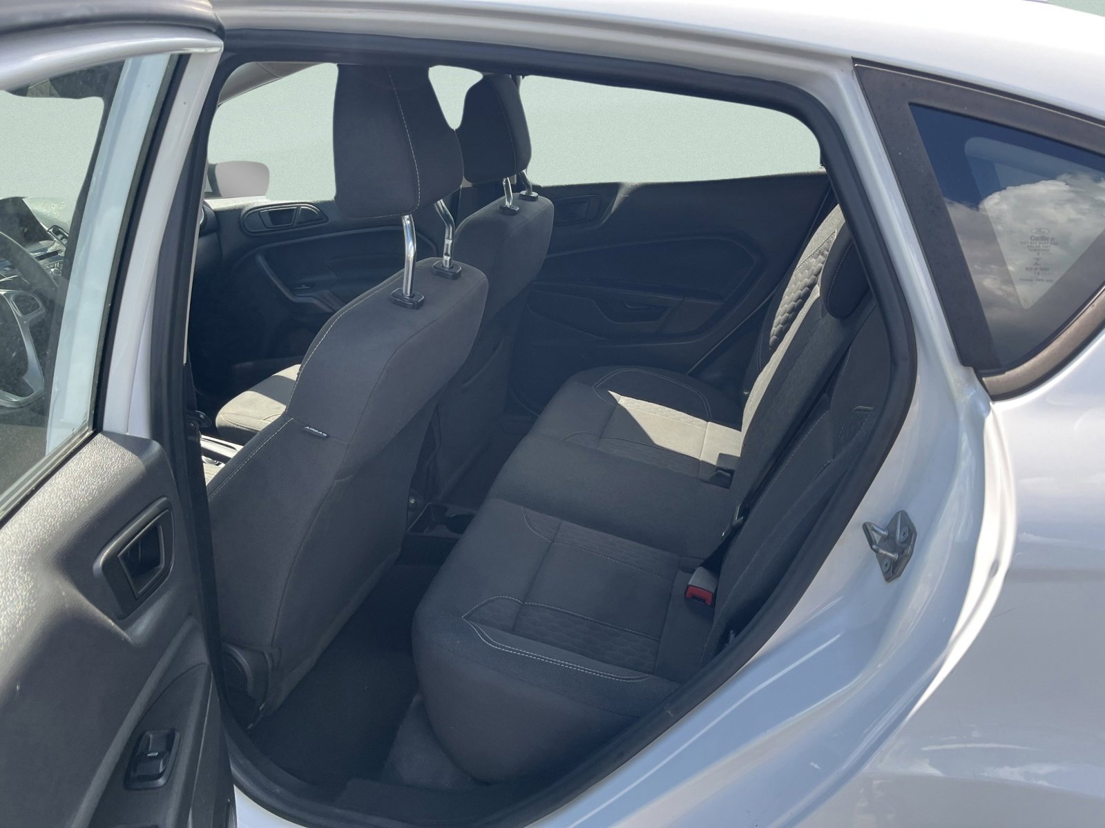 Used 2019 Ford Fiesta SE w/ Equipment Group 201A image 10