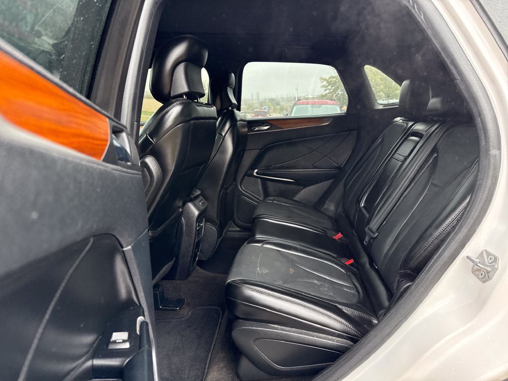 Used 2019 Lincoln MKC Reserve AWD/4WD image 19