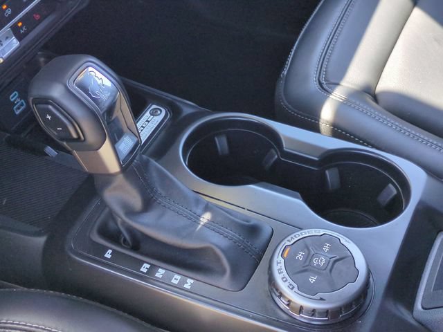 Used 2025 Ford Bronco Outer Banks AWD/4WD image 25