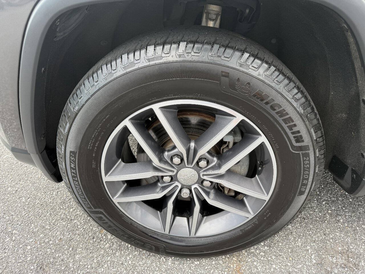 Used 2018 Jeep Grand Cherokee Limited w/ Trailer Tow Group IV AWD/4WD image 26