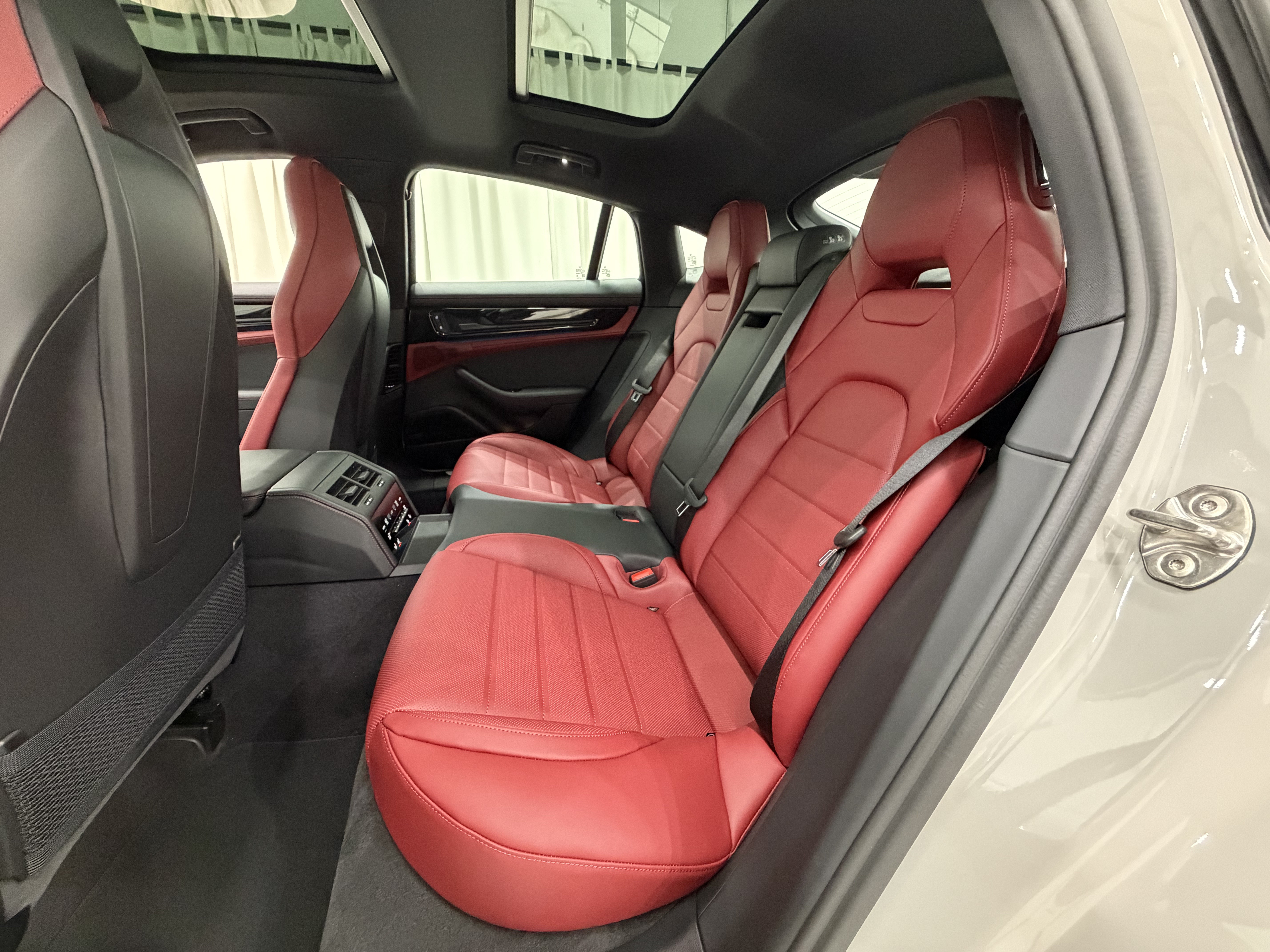 New 2026 Porsche Panamera 4 AWD/4WD image 20