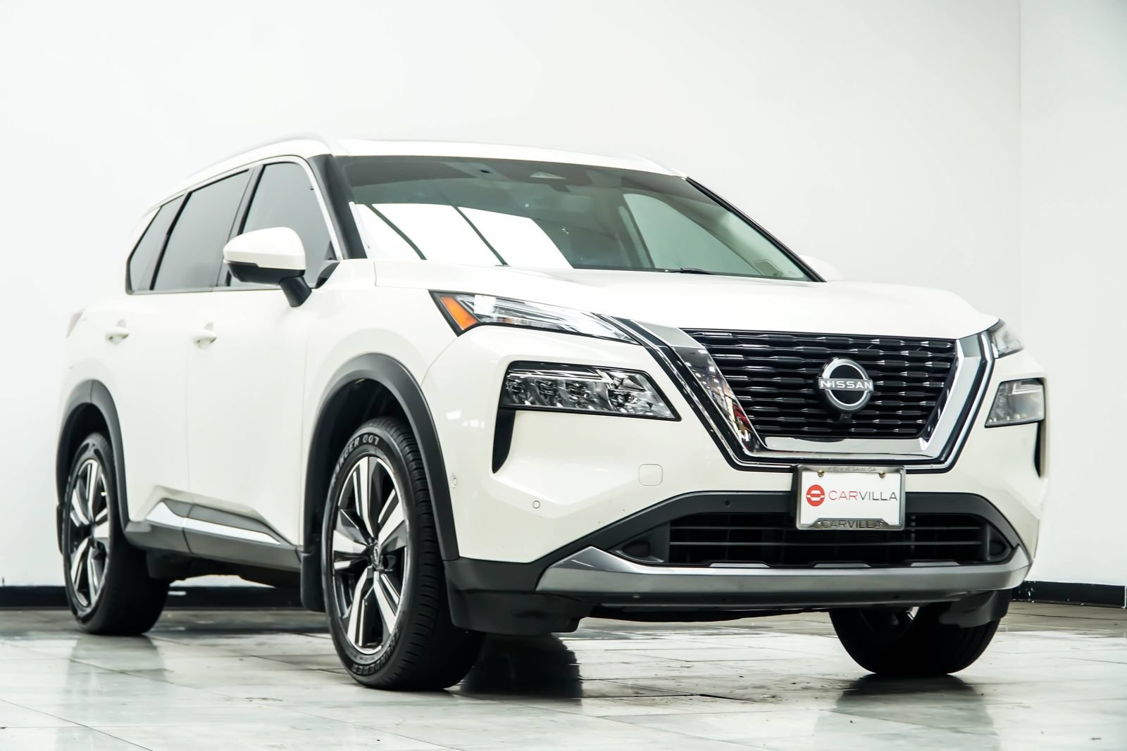 Used 2023 Nissan Rogue SL w/ SL Premium Package FWD image 5