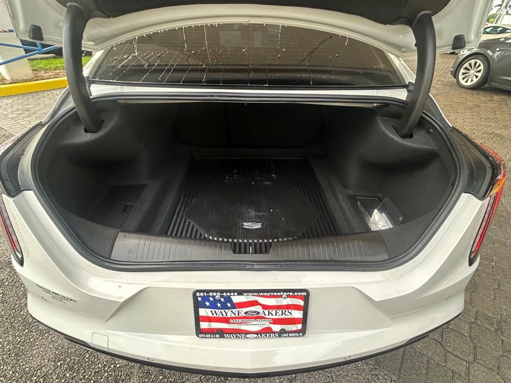 Used 2022 Cadillac CT4 V w/ Navigation Package image 31