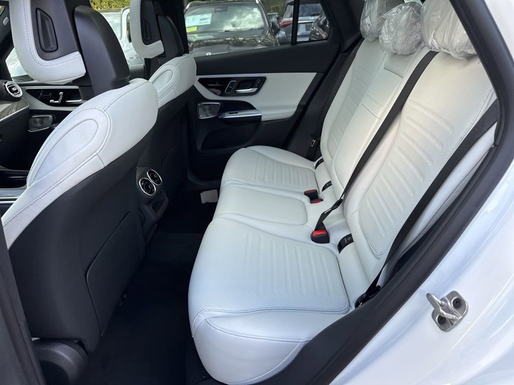 New 2026 Mercedes-Benz GLC 300 4MATIC image 17