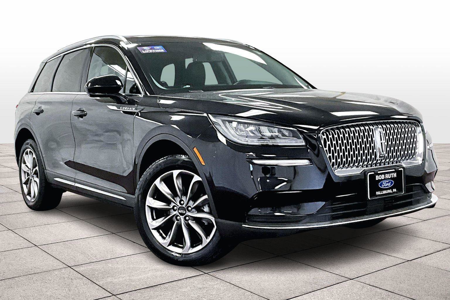 Used 2021 Lincoln Corsair AWD w/ Premium Package image 2