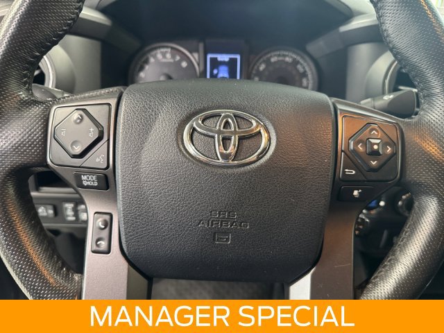Used 2017 Toyota Tacoma TRD Sport AWD/4WD image 19