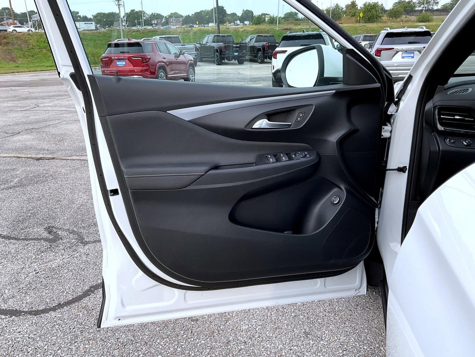 New 2026 Buick Envista Preferred w/ Convenience I Package image 9