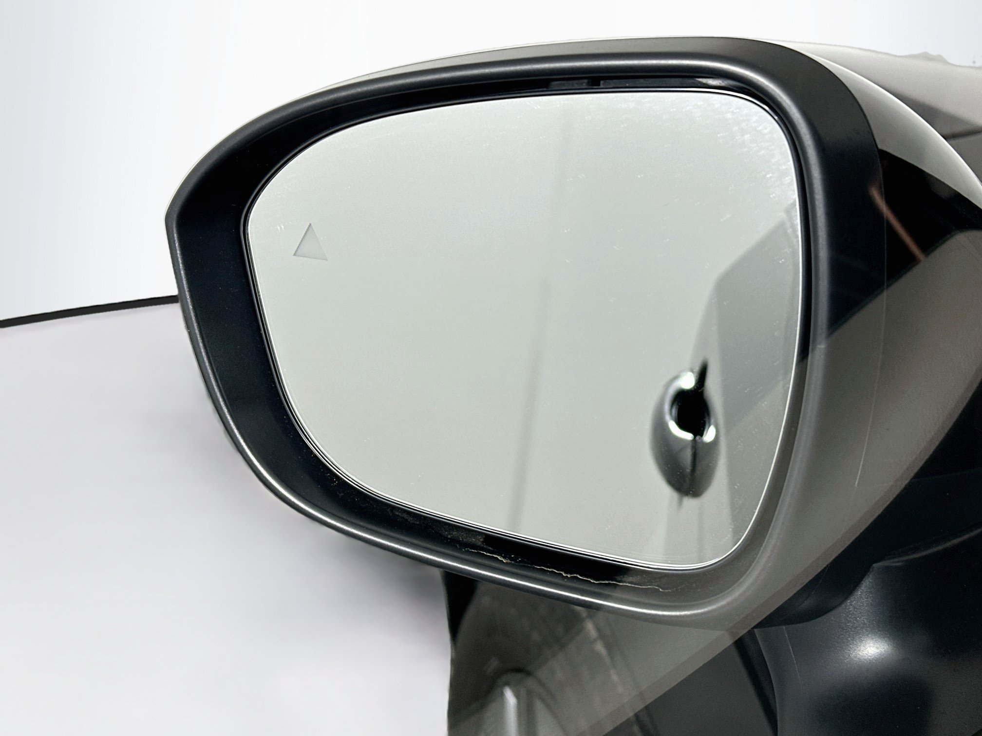 Used 2024 Nissan Ariya AWD image 16