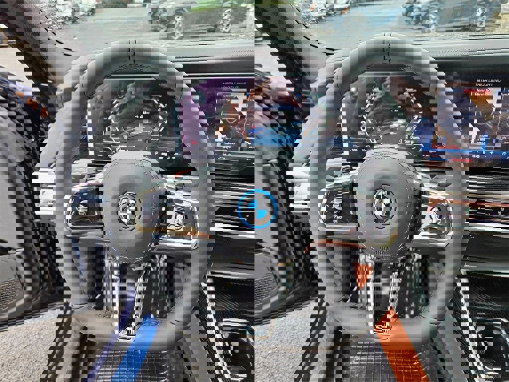 New 2026 BMW i7 xDrive60 image 10