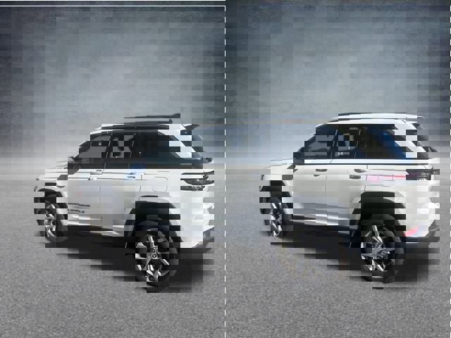 Used 2024 Jeep Grand Cherokee Limited image 8