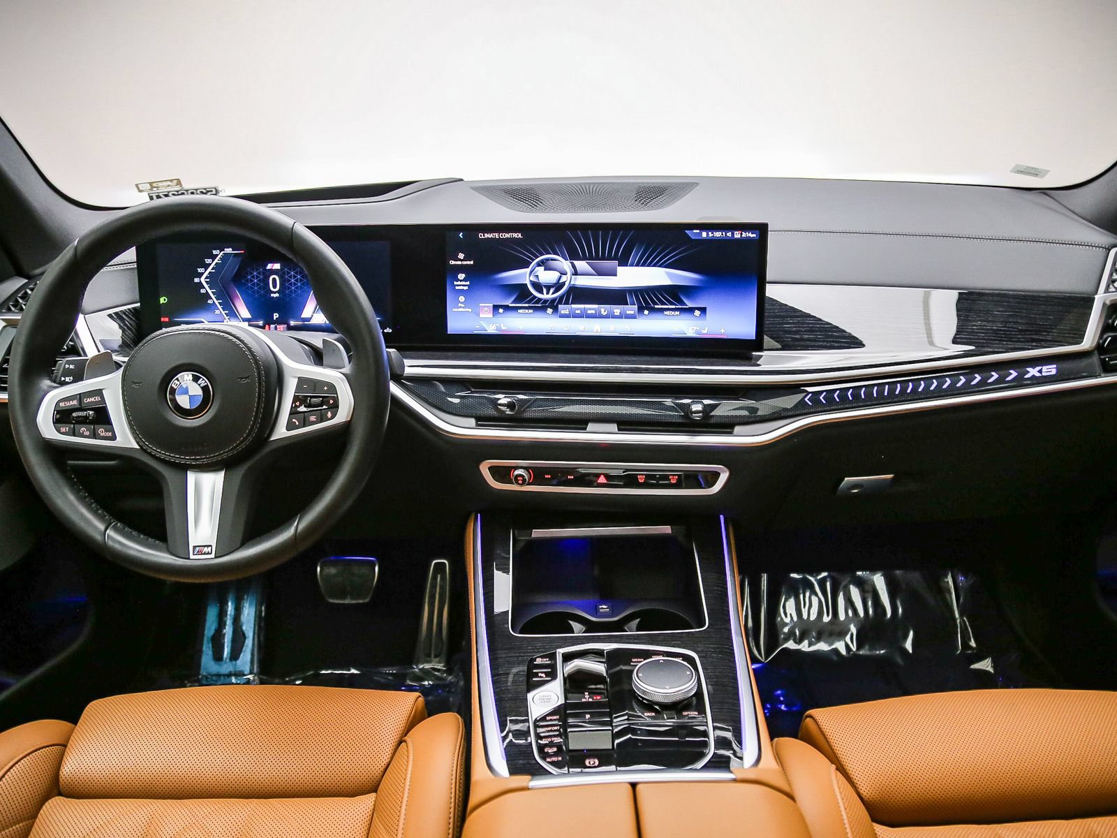 Used 2024 BMW X5 xDrive40i w/ M Sport Package AWD/4WD image 13