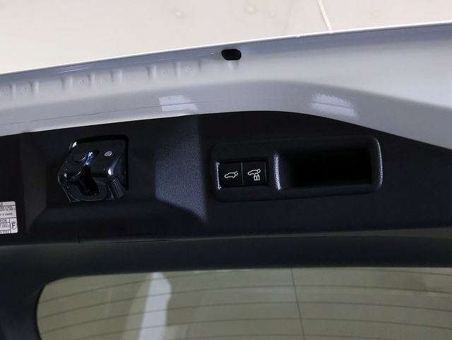 Used 2023 Subaru Solterra AWD image 32