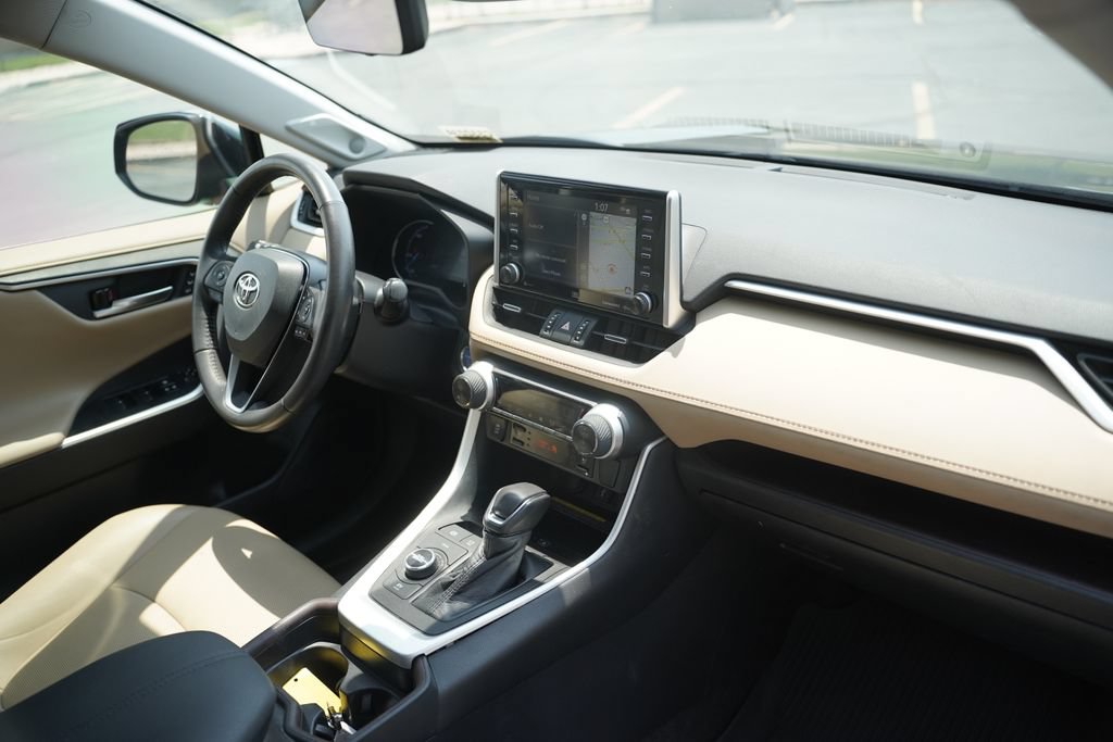 Used 2021 Toyota RAV4 Limited AWD/4WD image 15