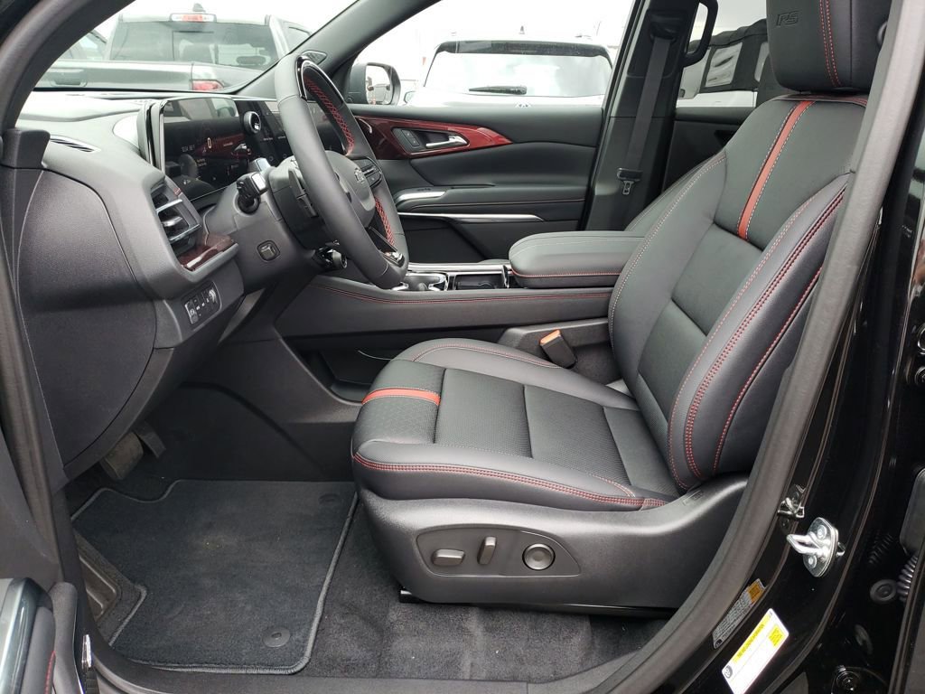 New 2026 Chevrolet Traverse RS AWD/4WD image 9
