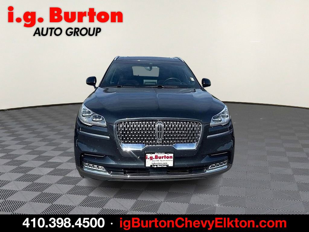 Used 2023 Lincoln Aviator Reserve w/ Equipment Group 201A AWD/4WD image 2