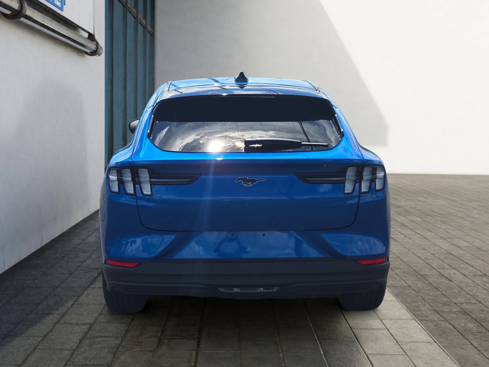 Certified 2025 Ford Mustang Mach-E Premium AWD/4WD image 4