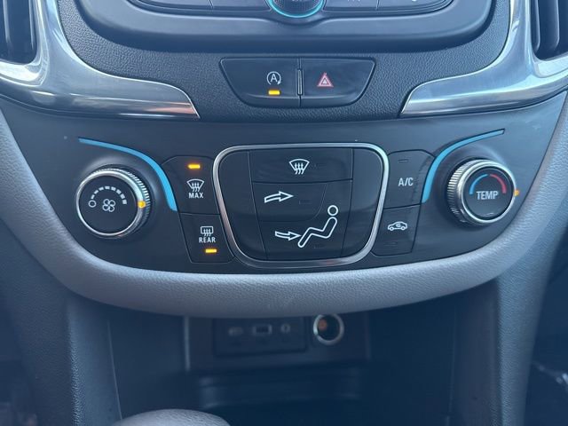 Used 2023 Chevrolet Equinox LS image 21