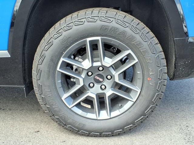 New 2026 GMC Terrain AT4 w/ Technology Package II AWD/4WD image 6