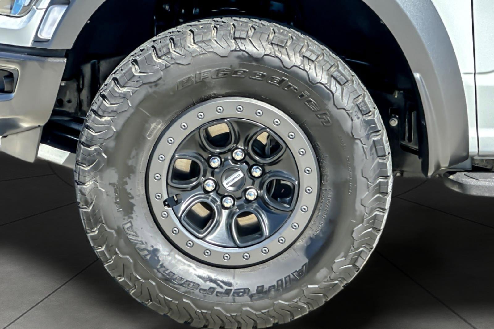 Used 2023 Ford F150 Raptor w/ Raptor Carbon Fiber Package image 25