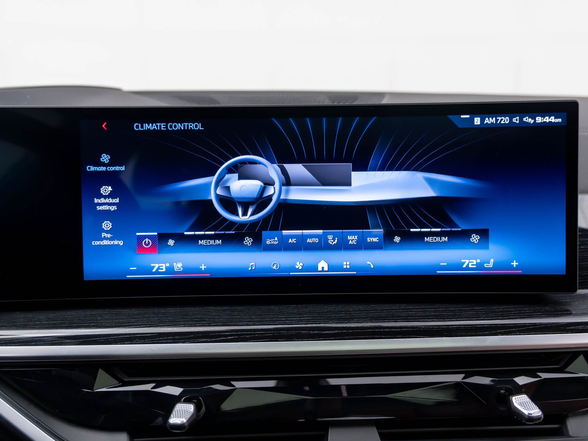Certified 2026 BMW X7 M60i AWD/4WD image 29