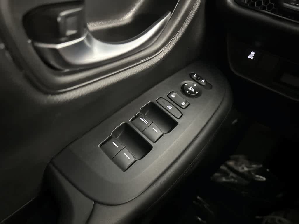 Used 2024 Honda HR-V LX image 16