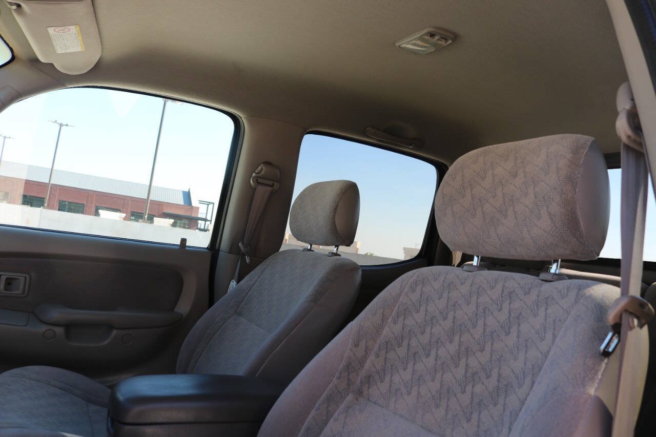 Used 2004 Toyota Tacoma PreRunner RWD image 86