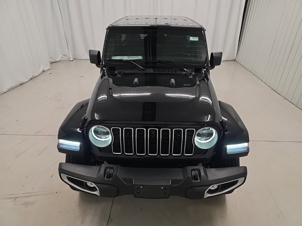 New 2026 Jeep Wrangler Sahara image 9