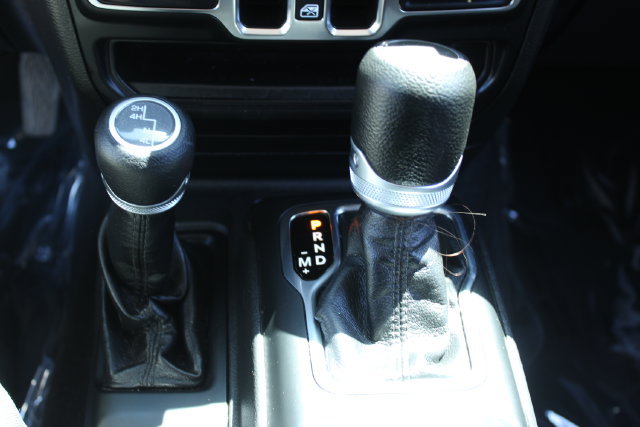 Used 2022 Jeep Gladiator Sport AWD/4WD image 18