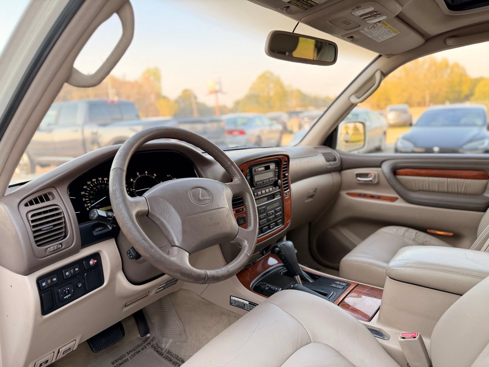Used 1999 Lexus LX 470 4WD image 13