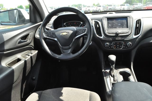 Used 2024 Chevrolet Equinox LT w/ LPO, Floor Liner Package FWD image 18