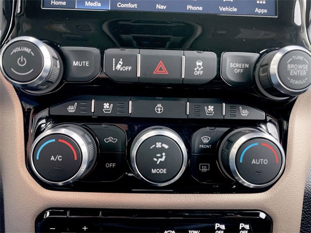 Used 2024 RAM 2500 Laramie w/ Safety Group image 19