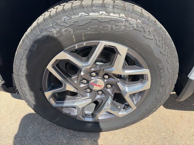 New 2026 GMC Sierra 1500 SLT AWD/4WD image 10