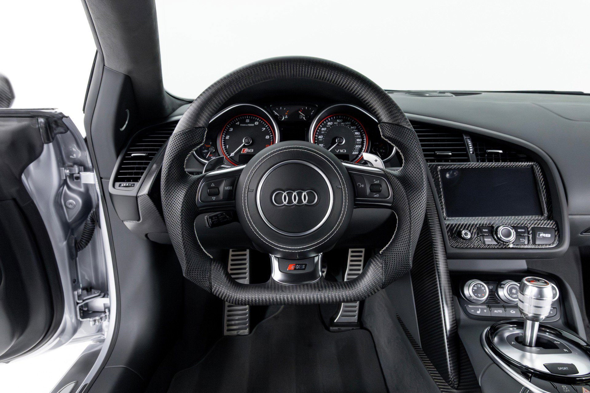 Used 2015 Audi R8 Competition image 16
