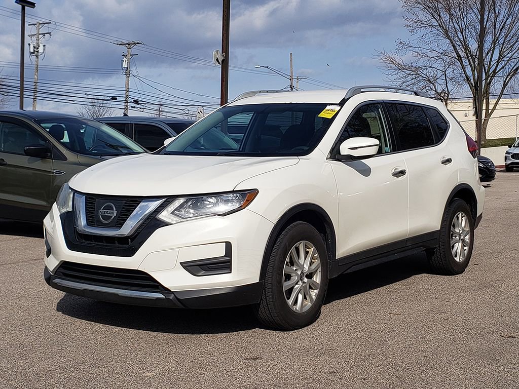 Used 2017 Nissan Rogue SV