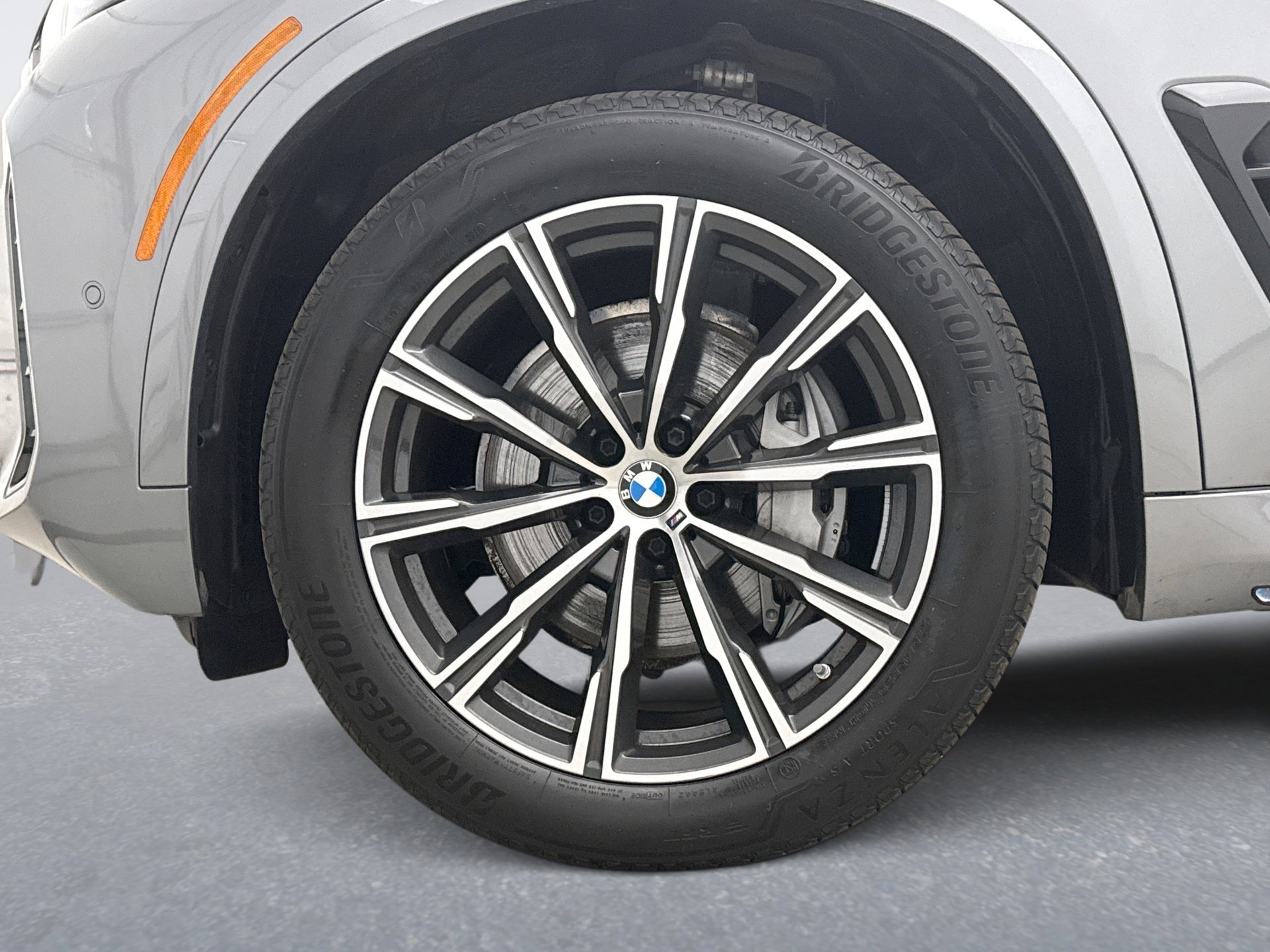 Used 2026 BMW X5 xDrive40i AWD/4WD image 27