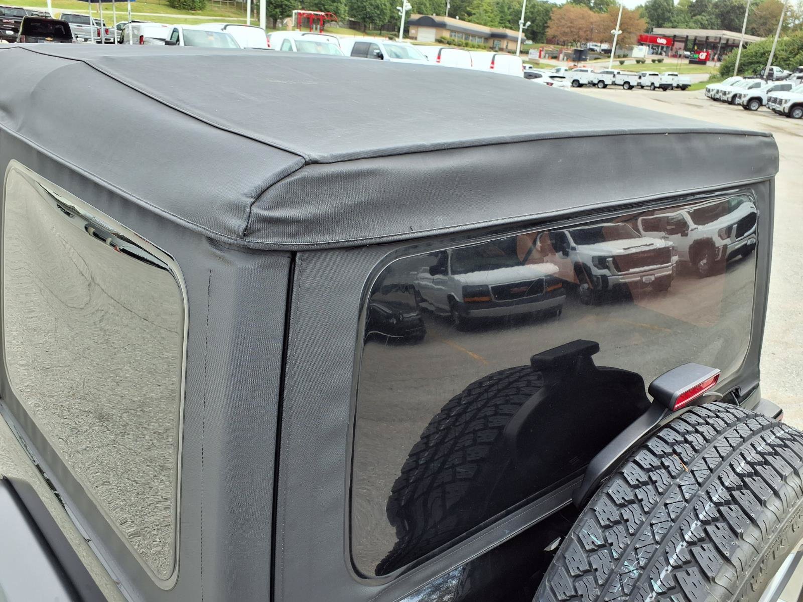 Used 2018 Jeep Wrangler Unlimited Sport AWD/4WD image 30