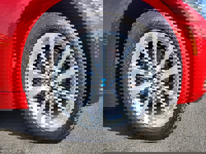 Used 2018 BMW 320i Sedan w/ Convenience Package image 17