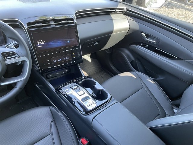 Used 2024 Hyundai Tucson Limited image 24