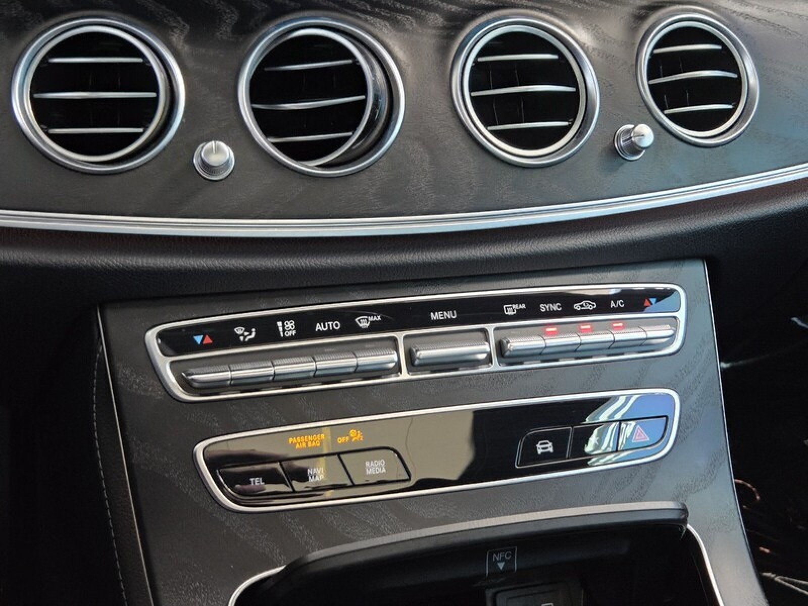 Used 2023 Mercedes-Benz E 350 Sedan image 33