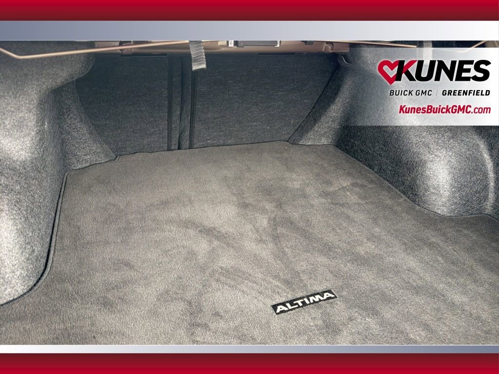 Used 2024 Nissan Altima 2.5 SV image 38