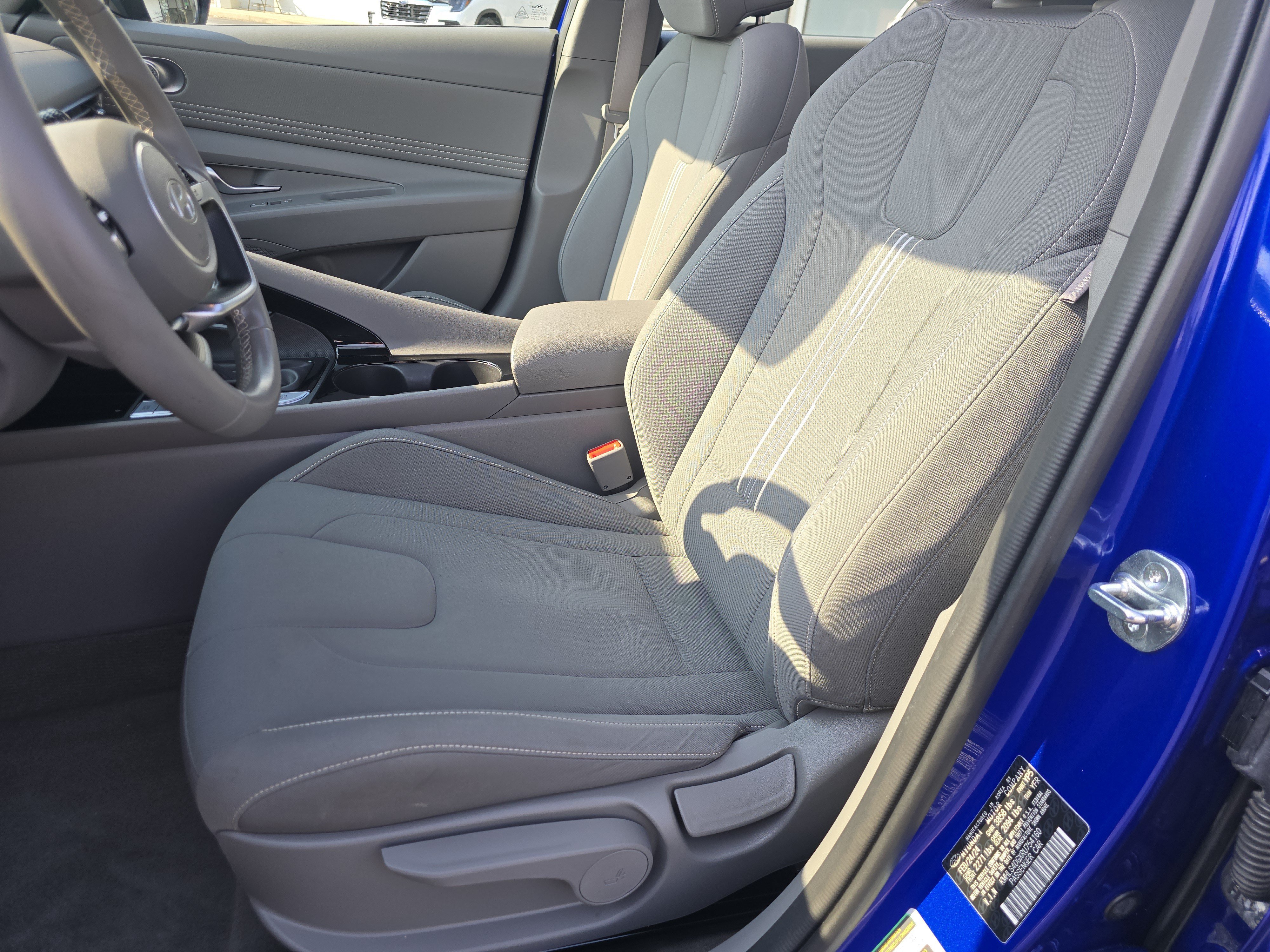 Used 2024 Hyundai Elantra SEL w/ Convenience Package FWD image 22