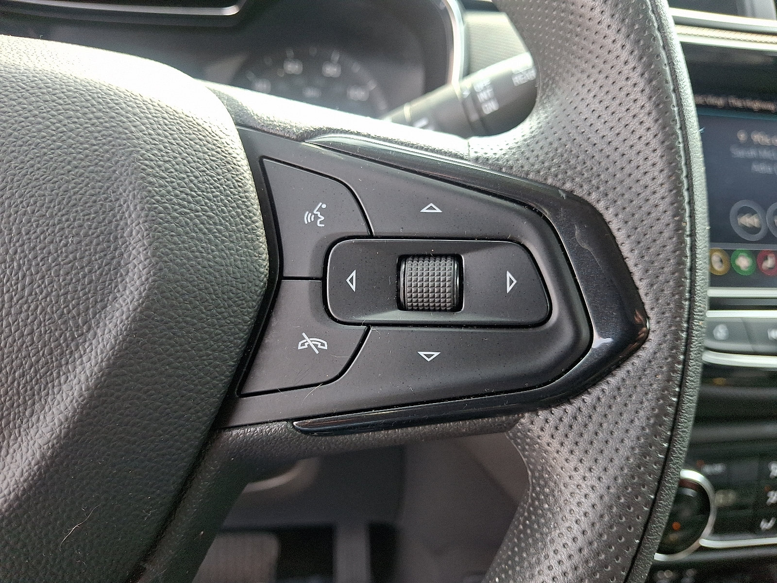 Used 2023 Chevrolet TrailBlazer LT w/ Convenience Package FWD image 21