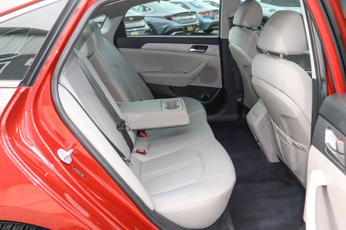 Used 2019 Hyundai Sonata SE FWD image 23