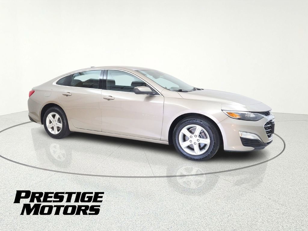 Used 2022 Chevrolet Malibu LS w/ Driver Confidence Package II FWD image 10