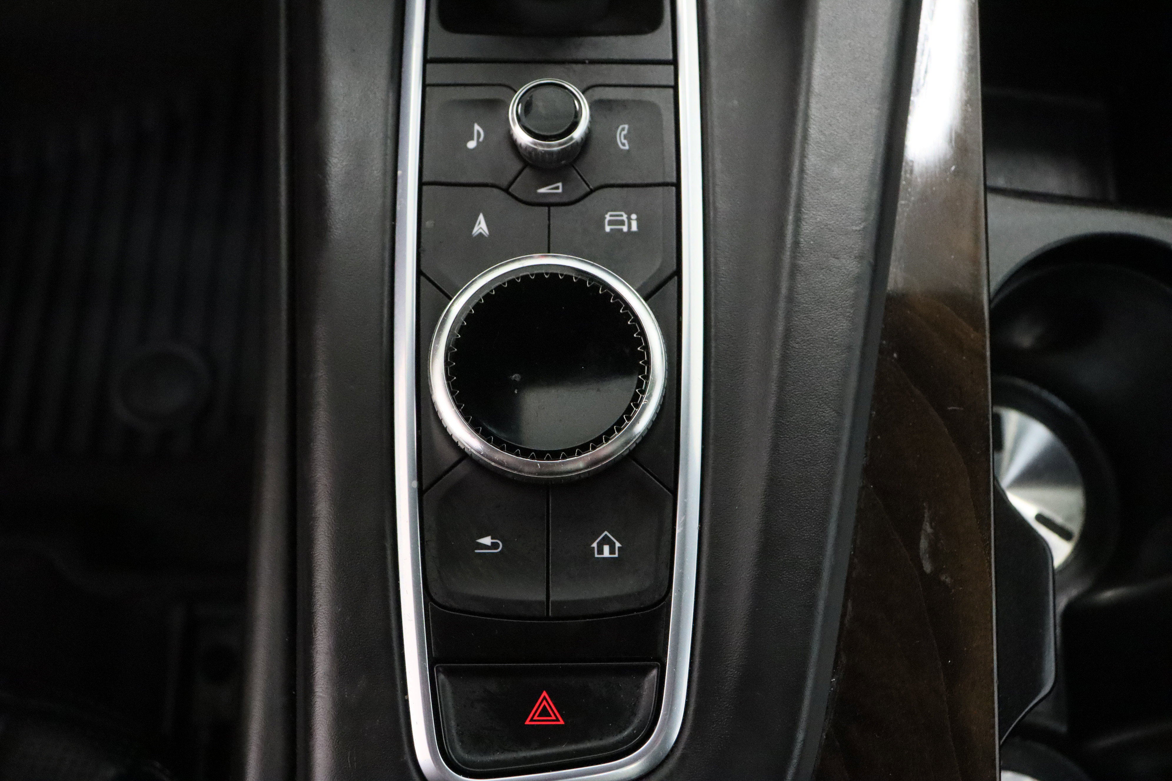 Used 2021 Cadillac Escalade Sport Platinum w/ Heavy-Duty Trailer Package image 25