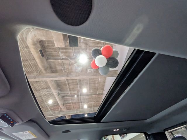 New 2026 Ford F250 Lariat w/ Black Appearance Package image 24