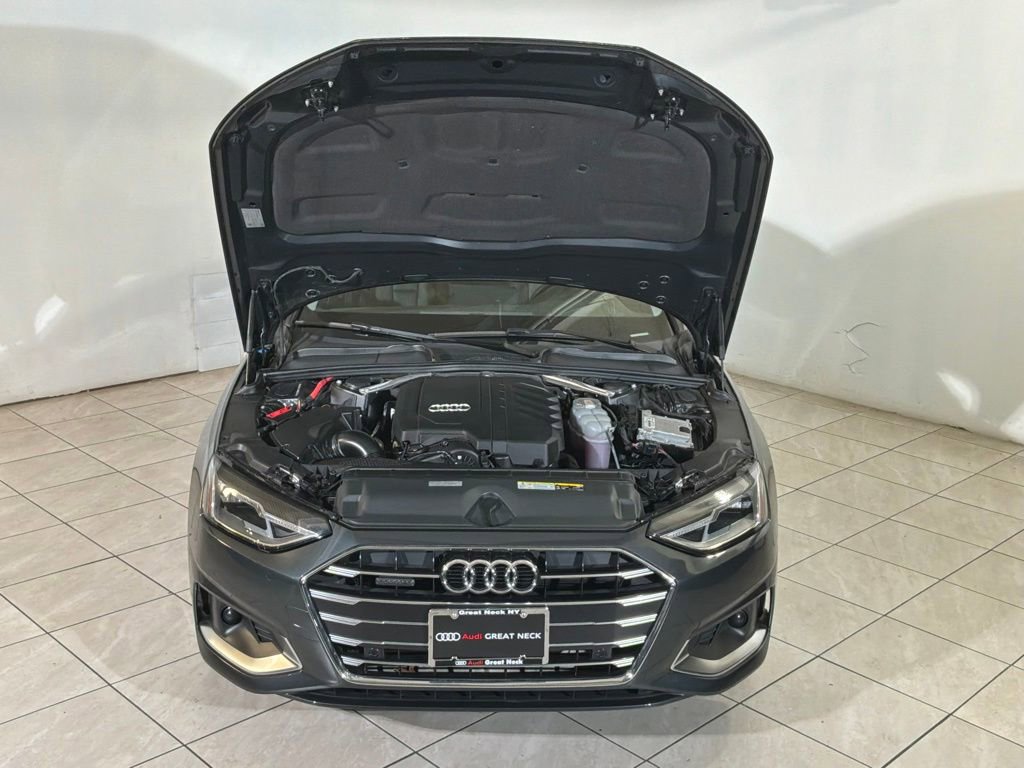 Used 2022 Audi A4 2.0T Premium w/ Convenience Package AWD/4WD image 16