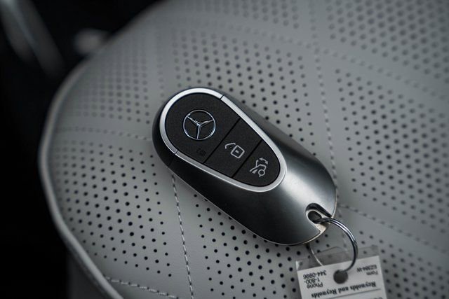 New 2026 Mercedes-Benz E 350 4MATIC Sedan image 43